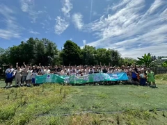 พรรคสร้างทีมของพนักงาน CHN-TOP